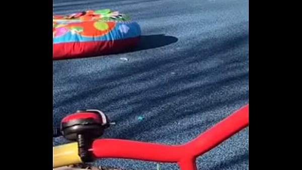 Nonton Is She Tryna Show Off Her Ass To A Thug thumbnail