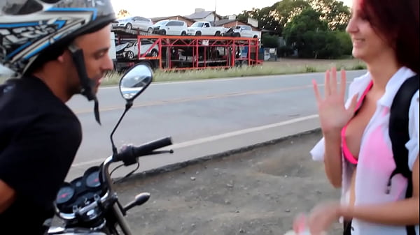 Hitchhiking On The Street In Exchange For Anal Sex With A Delivery Man thumbnail
