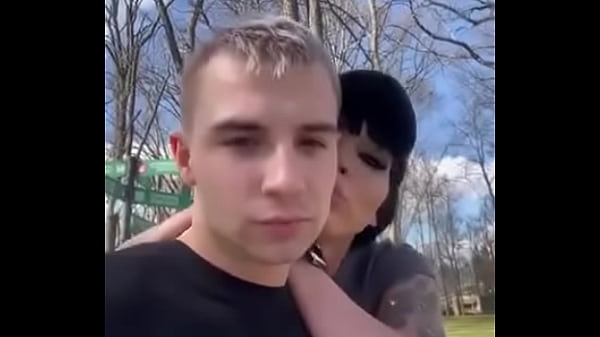 Yes i also don't like cute posts when you're waiting for two hot corn #kravchenkobarskayats #translove #tgirl #tr