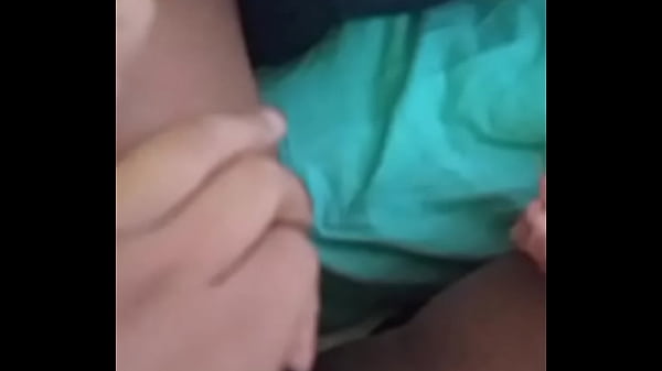 Nonton Com O Dedinho Nela At&eacute; Gozar thumbnail