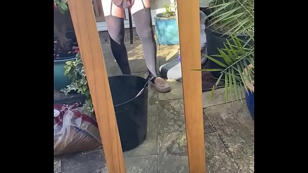 Having Good Time Pissing And Wanking thumbnail