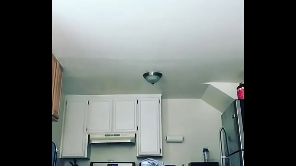 Nonton Me Dancing thumbnail