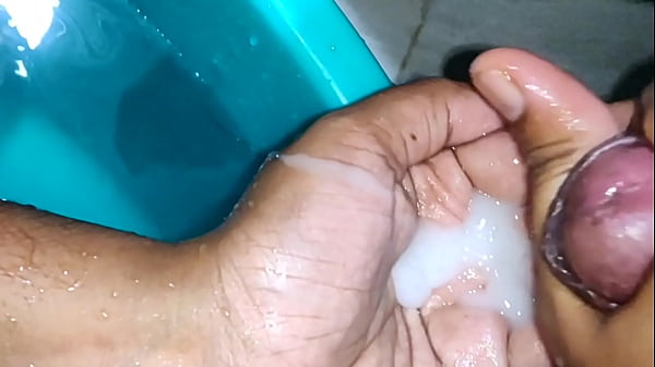 Play MP4 - Tamil Wife Hand Job cum
