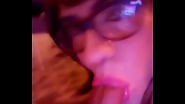 Esa Noche De Locura Con Mi Amiga thumbnail