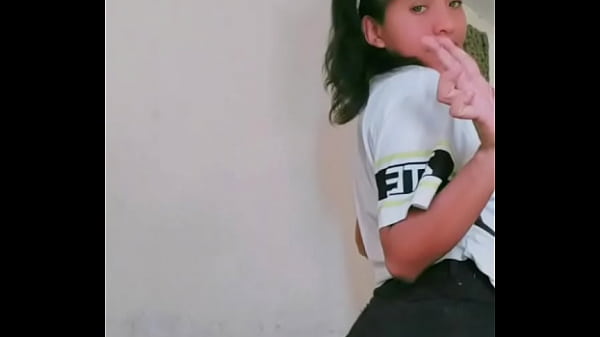 Nonton Amiga Caliente thumbnail