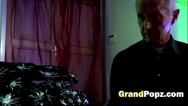 Wet pussy filled with stiff dick 