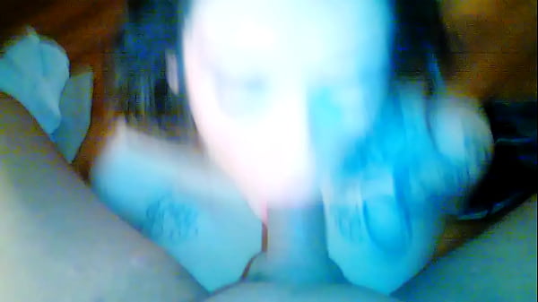 Nonton Sucking Latina thumbnail