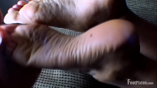 Play MP4 - Paris "Wrinkled Soles"