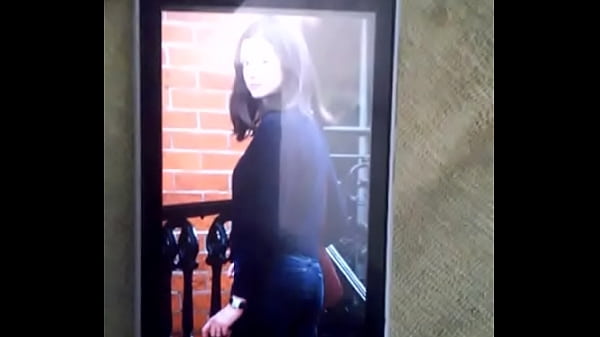 Tribute Cum Anne Hathaway