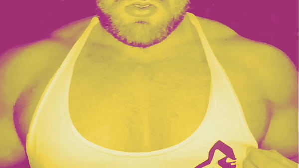 Muscle flexing after gym in the carpark