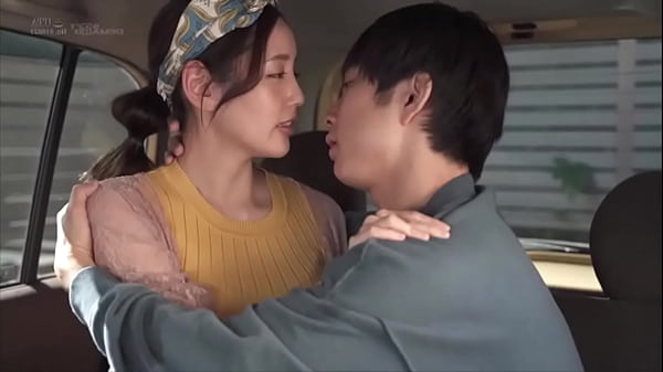 Era Virgem Até que a meia irmã casada ensinou a Beijar Legendado Kanna Misaki