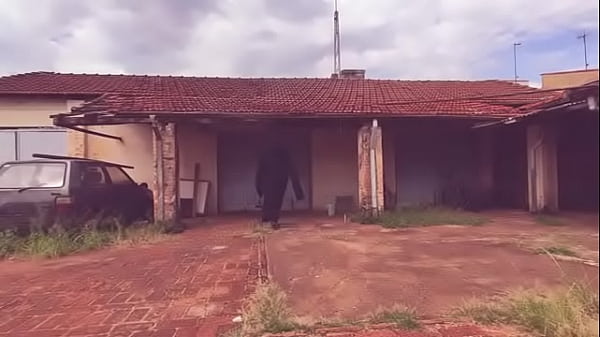 Nonton Me Queen's Rock N Roll thumbnail