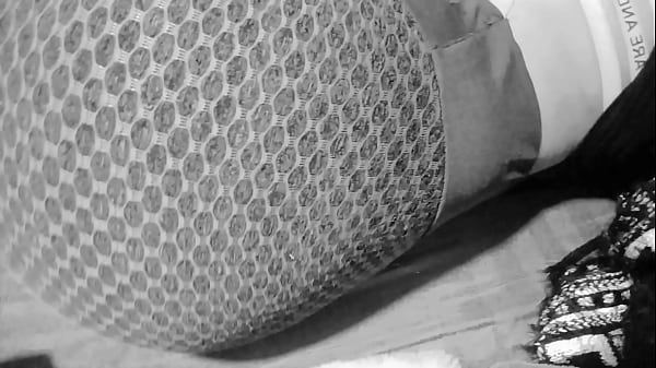 Play MP4 - Me gusta jugar con mis tetas