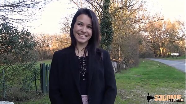 Play MP4 - M&eacute;lia Rose&comma; sodomie profonde dans la baignoire