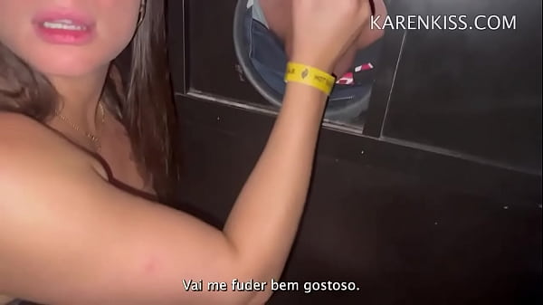 Play MP4 - Voc&ecirc;s interagiram muito&comma; ent&atilde;o merecem o come&ccedil;o desse v&iacute;deo de presente&period; Sintam a energia safada e cheia de tes&atilde;o&period;