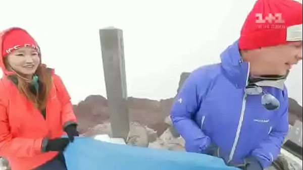 Nonton Комарова за зигу так оттарашматили, но вы этого не увидете thumbnail