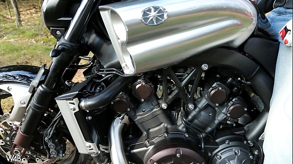 Play MP4 - Cute Czech Teen Girl Playing with ass and pussy