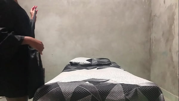 Nonton Ele Fez Uma Massagem E Acabei Nao Aguentando Pedi Para Ele Meter Gostoso thumbnail