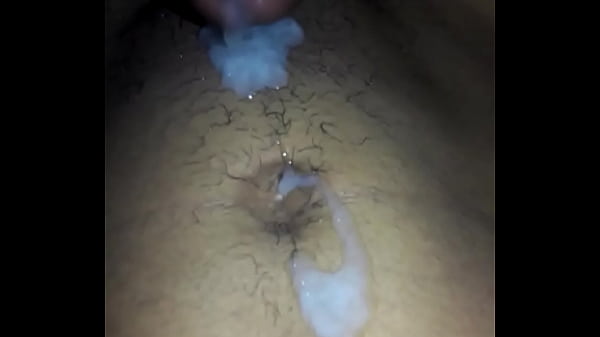 Play MP4 - Magrinho jorrando esperma