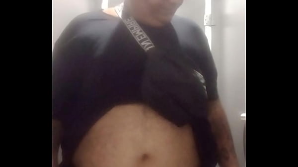 Vaibhav Wees Again At_The Shopping Centre In An All Black Attire