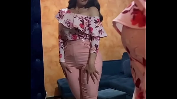 Culona presentadora sandy 