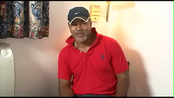 Experienced man takes care of his big cock at porn audition 