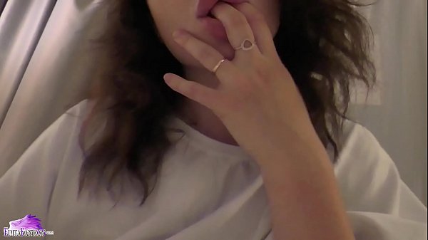 Horny Girl Play Pussy Vibrator And Intensive Orgasm thumbnail