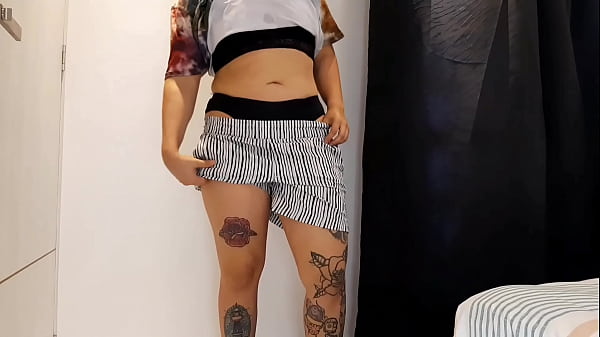 Aproveche que estoy sola en casa 