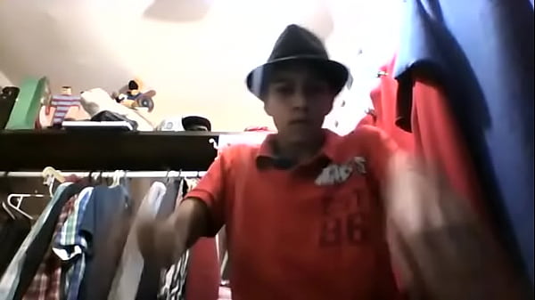 Brunnette Hot Guy Striptease thumbnail