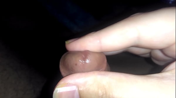 hairy latino triesglans massage until orgasm