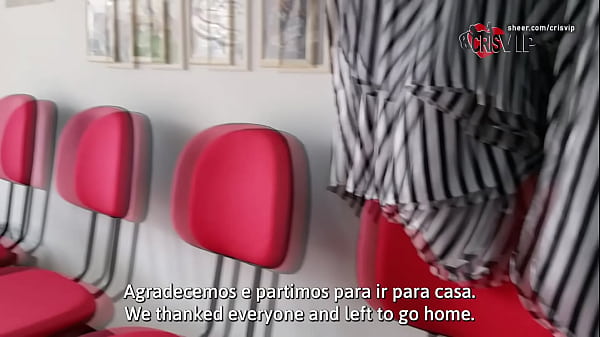 Marido Corno Foi Cortar O Cabelo E A Esposa Engoliu Todo Leitinho Do Barbeiro Safado, E Ainda Deixou Seu Cacete Limpinho. thumbnail