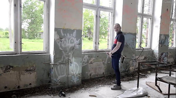 Play MP4 - claude aus berlin