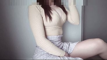 おちんちんをお口であむあむしながら、あそこ触って気持ちよくなっちゃうムチムチ巨乳女子 thumbnail