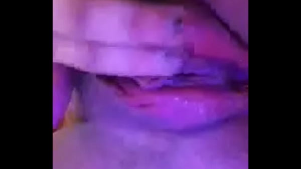 Novinha siriricando gostoso 