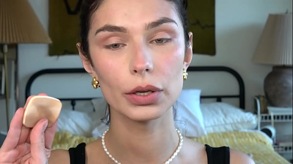 Play MP4 - Get ready with me