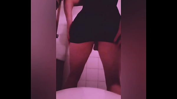 Play MP4 - Solita frente a la camara