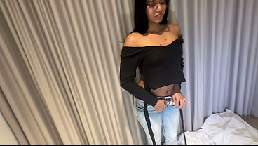 Amateur Teen Tries Piss In Her 1 st Porno