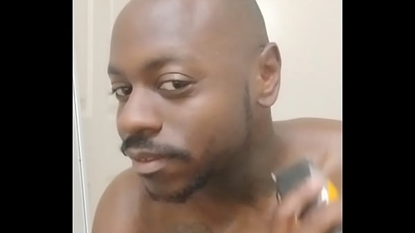 My hair has been growing for a whole month while able to still keep growing with a possibility of it growing into long dreads or braids and what do you think will be my new hairstyle for free 5