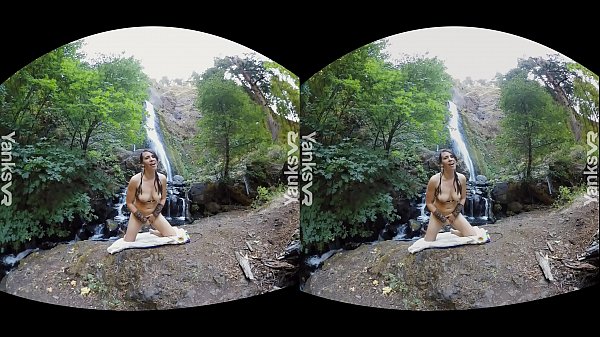 Amateur Yanks Tasty Luscious Teases Her Clit