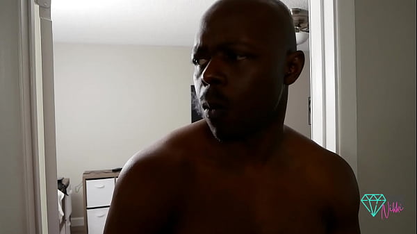 Play MP4 - Neighbor breaks in and wont leave until she gets a creampie