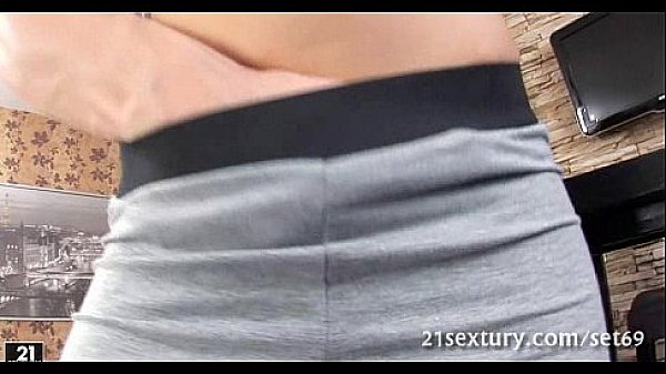 Nast slut fucks security gaurd 