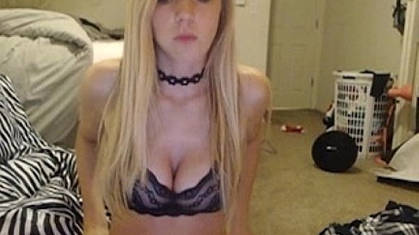 Nonton Big Boob Cam Girl 38 thumbnail