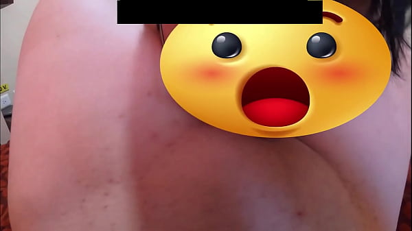 Zamira culona la madrastra pervertida seduciendo a su hijastro 