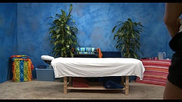 Nonton Fur Pie Massages thumbnail