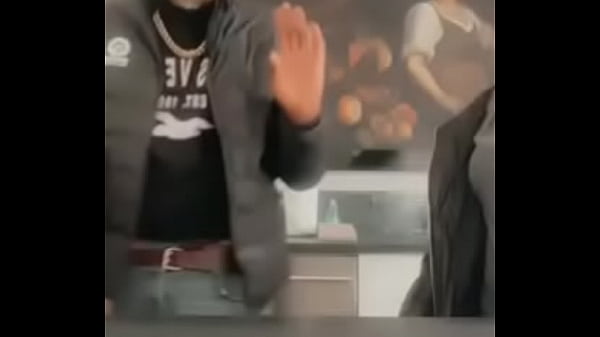 Nonton Clowning With Bigbootilatte thumbnail