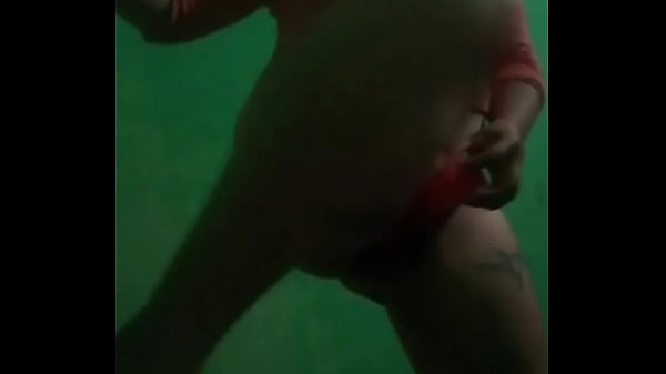 Tati milf juega con consolador