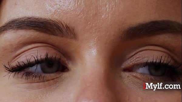 Fianc&eacute; discovers her breeding kink diary and fulfills it