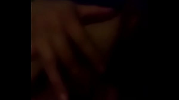 Se dedea frente a mi antes de mamarsela 