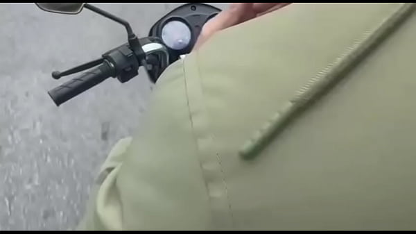 Nonton Arrastei A Casada Para O Mato E De Leitinho Para Ela E Fodi Ela Em Casa thumbnail