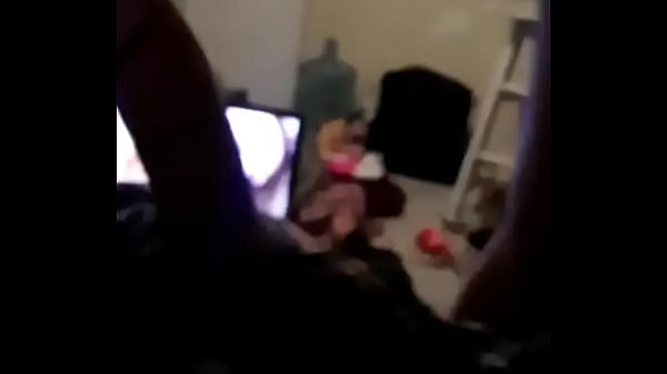 Nonton About To Get C. thumbnail